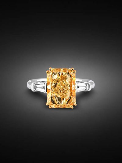 ANELLO IN ORO BIANCO 18KT CON DIAMANTE FANCY YELLOW E DIAMANTI